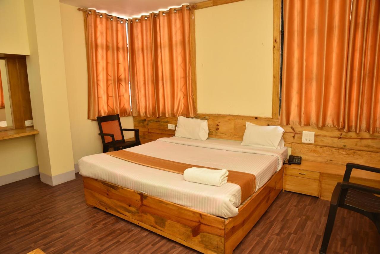 Hotel City Palace Inn Шиллонг Экстерьер фото